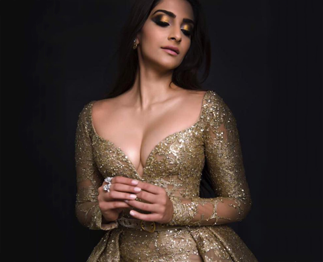 गोल्ड आईशैडो में दिखेंगी आप ग्लैमर्स Sonam kapoor bridal rules inside